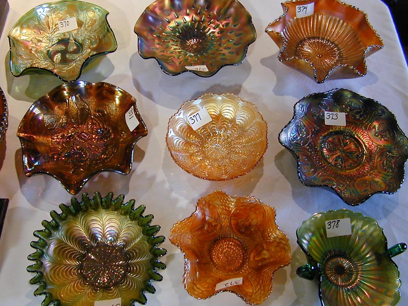 ANTIQUE AND VINTAGE FENTON GLASS - COLLECTOR INFORMATION