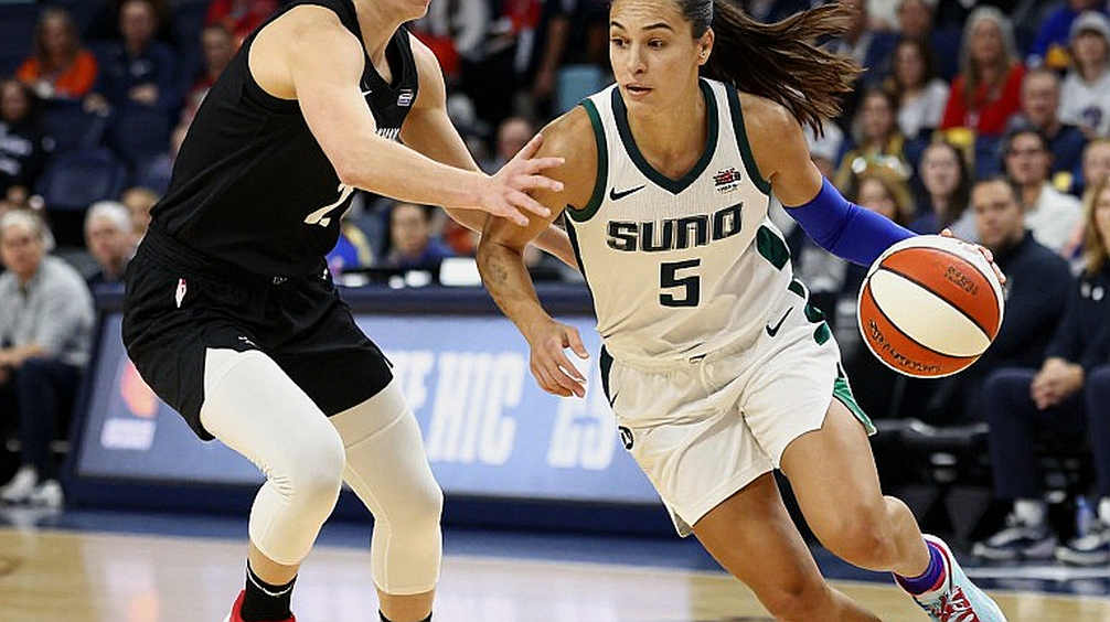 Kỷ lục 342.700 khán giả: Vòng loại FIBA World Cup đang viết lại câu chuyện toàn cầu hóa bóng rổ