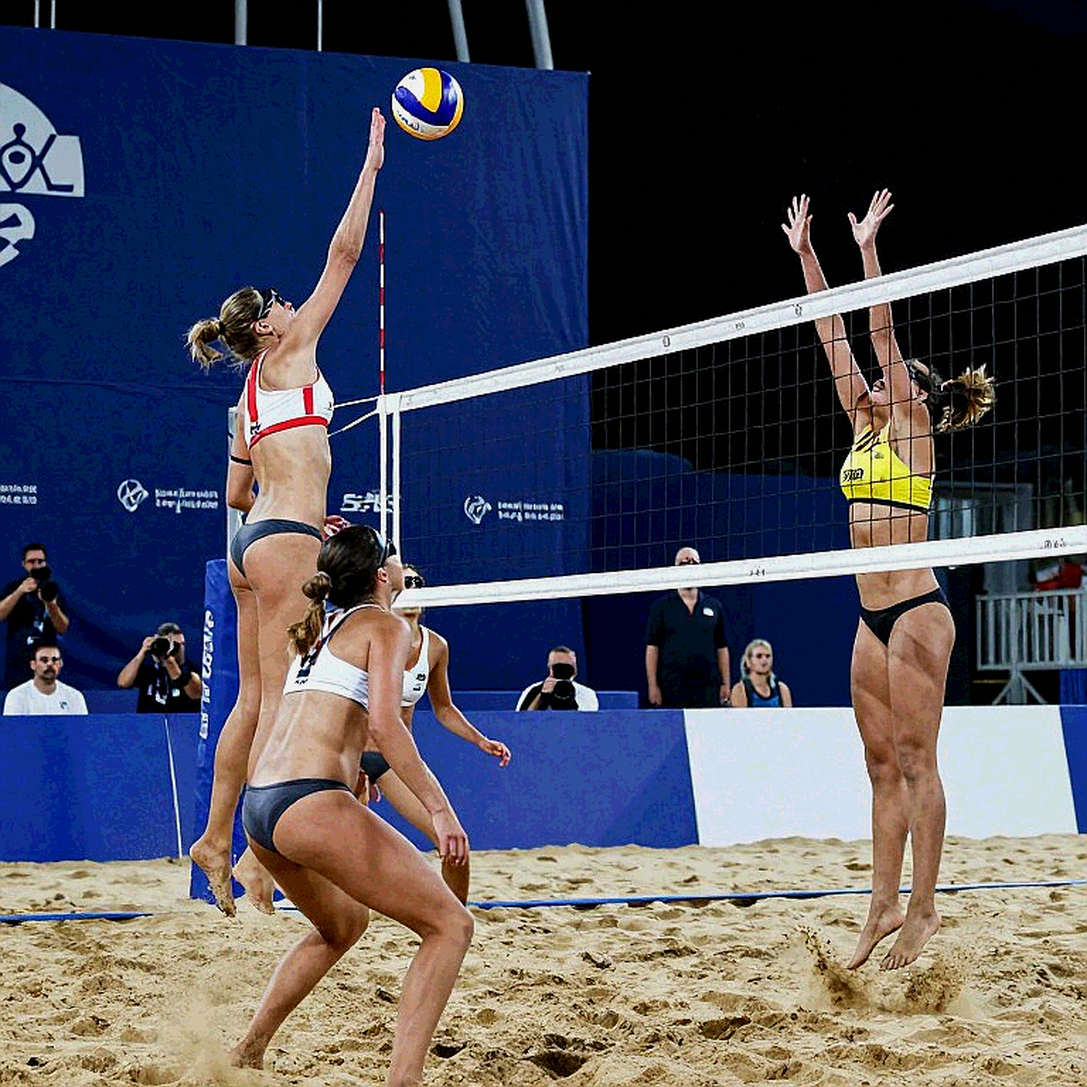 Chung kết bóng chuyền nữ Asiad 20: Trung Quốc gặp Nhật Bản và khoảng trống dữ liệu không ai muốn nhìn