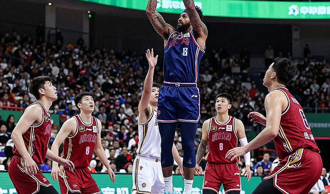 Một cổ tay băng trắng ở NCAA Philippines: khi bảng điểm tố cáo điều khán đài không muốn nghe