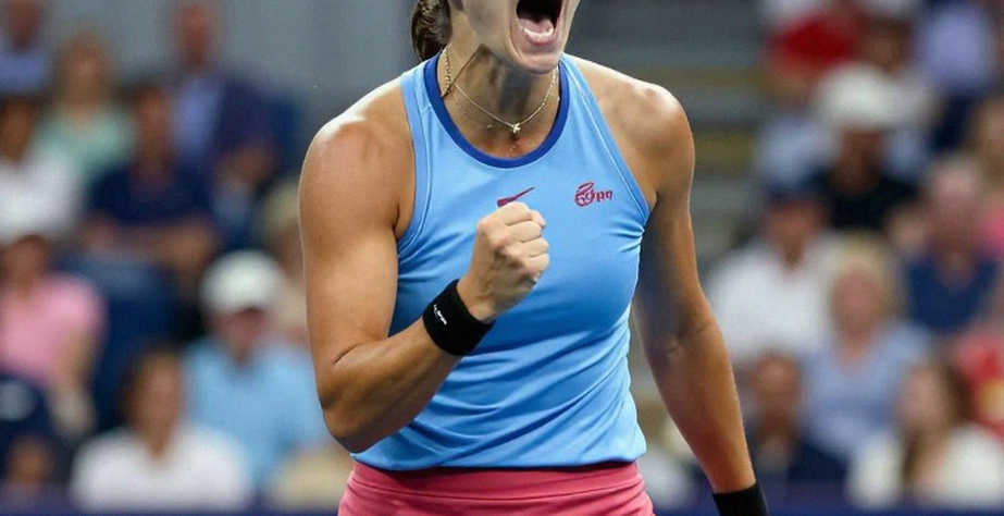 Sabalenka gục ngã ở Bắc Kinh: Khi 5 break point biến thành số 0 và một mùa giải lệch nhịp