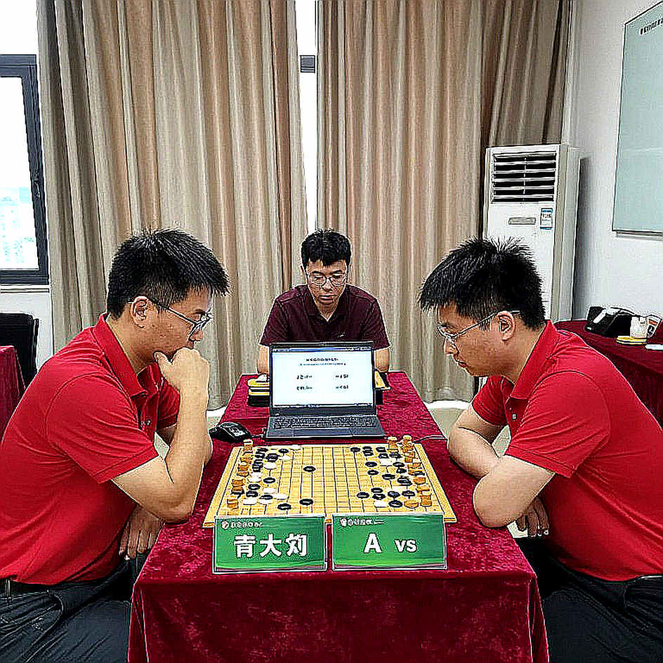 Gukesh và nước cờ bàn 4: Nhà vô địch thế giới chọn sự khiêm nhường ở Olympiad