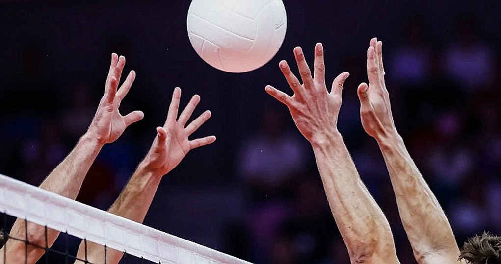 DeLeye 'bùng nổ' với 22 điểm, Kentucky hạ Louisville trong trận derby đỉnh cao